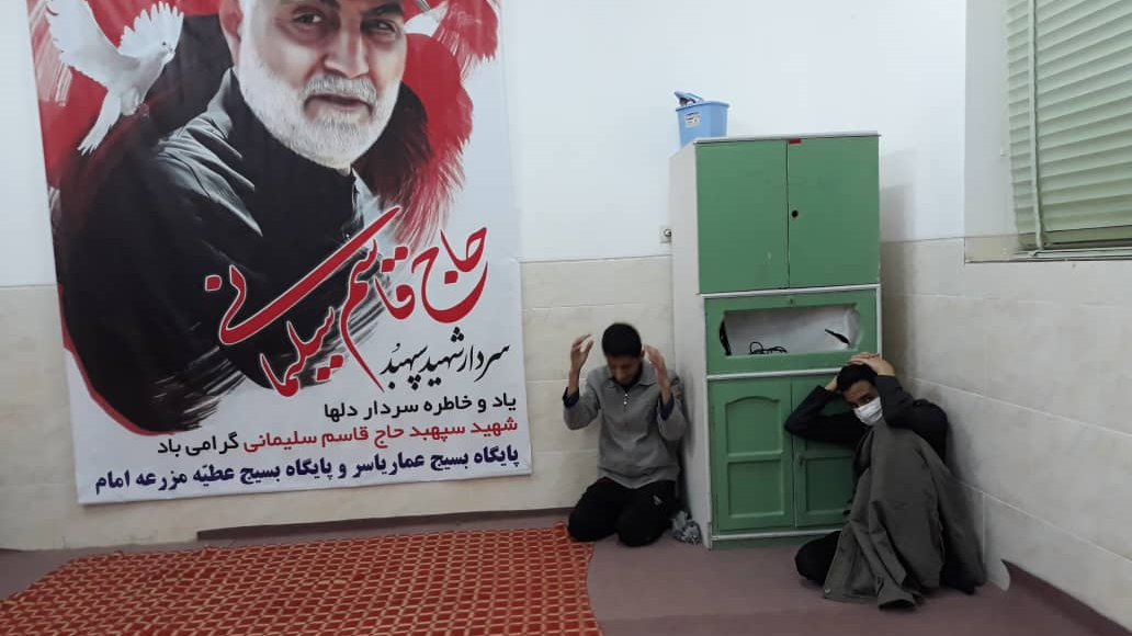 اجرای مانور سراسری پناهگیری در زلزله ویژه خانههای هلال در اصفهان